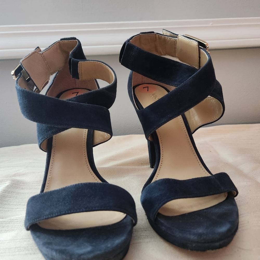 Michael Kors, Blue suede heels, size 7
